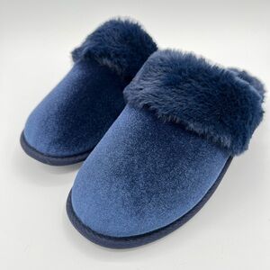 Navy Cozy Slippers NWT